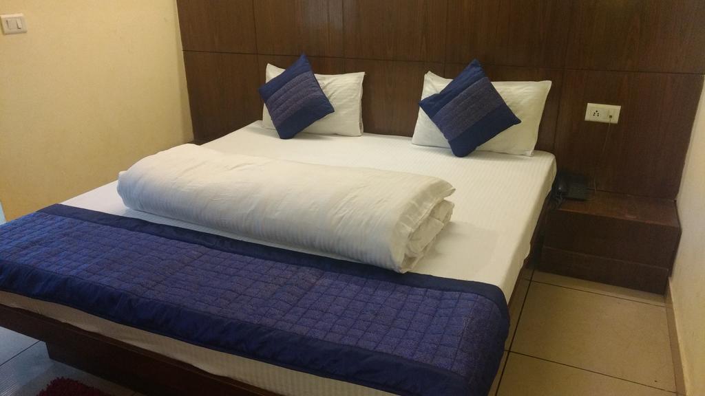 Hotel Sun Village Near New Delhi Railway Station Exterior photo
